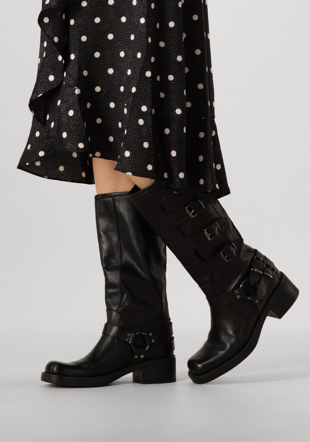 Zwarte NOTRE-V  FRY11 - large