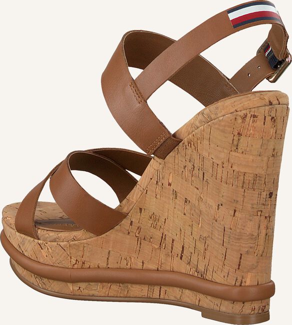Cognac TOMMY HILFIGER Sandalen CORPORATE WEDGE Cognac TOMMY HILFIGER Sandalen CORPORATE WEDGE - large
