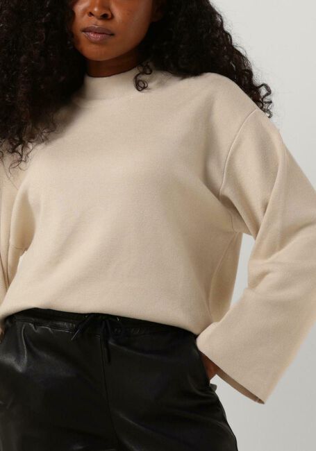 Witte ANOTHER LABEL Trui LUKTAR KNITTED PULL L/S - large
