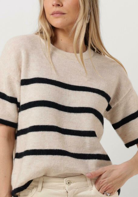 SELECTED FEMME T-shirt SLFMALINE-LILIANA 2/4 KNIT O-NECK en beige - large