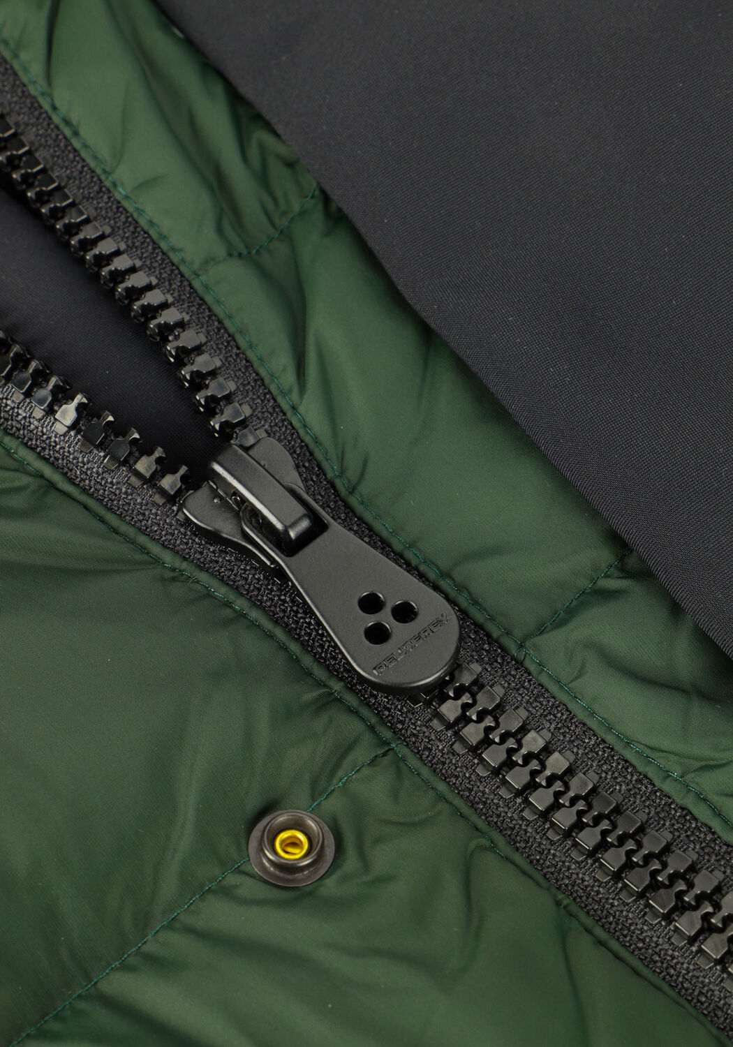 Donkergroene PEUTEREY Gewatteerde jas KASA KNC TRAP 02 - large