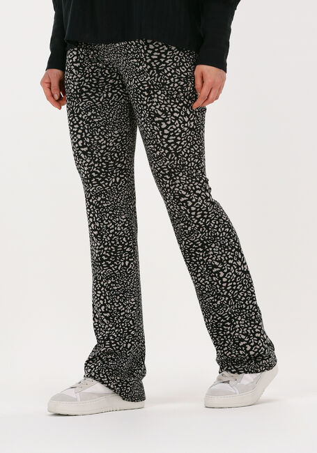 MODSTRÖM Pantalon évasé OMARI PANTS en noir - large
