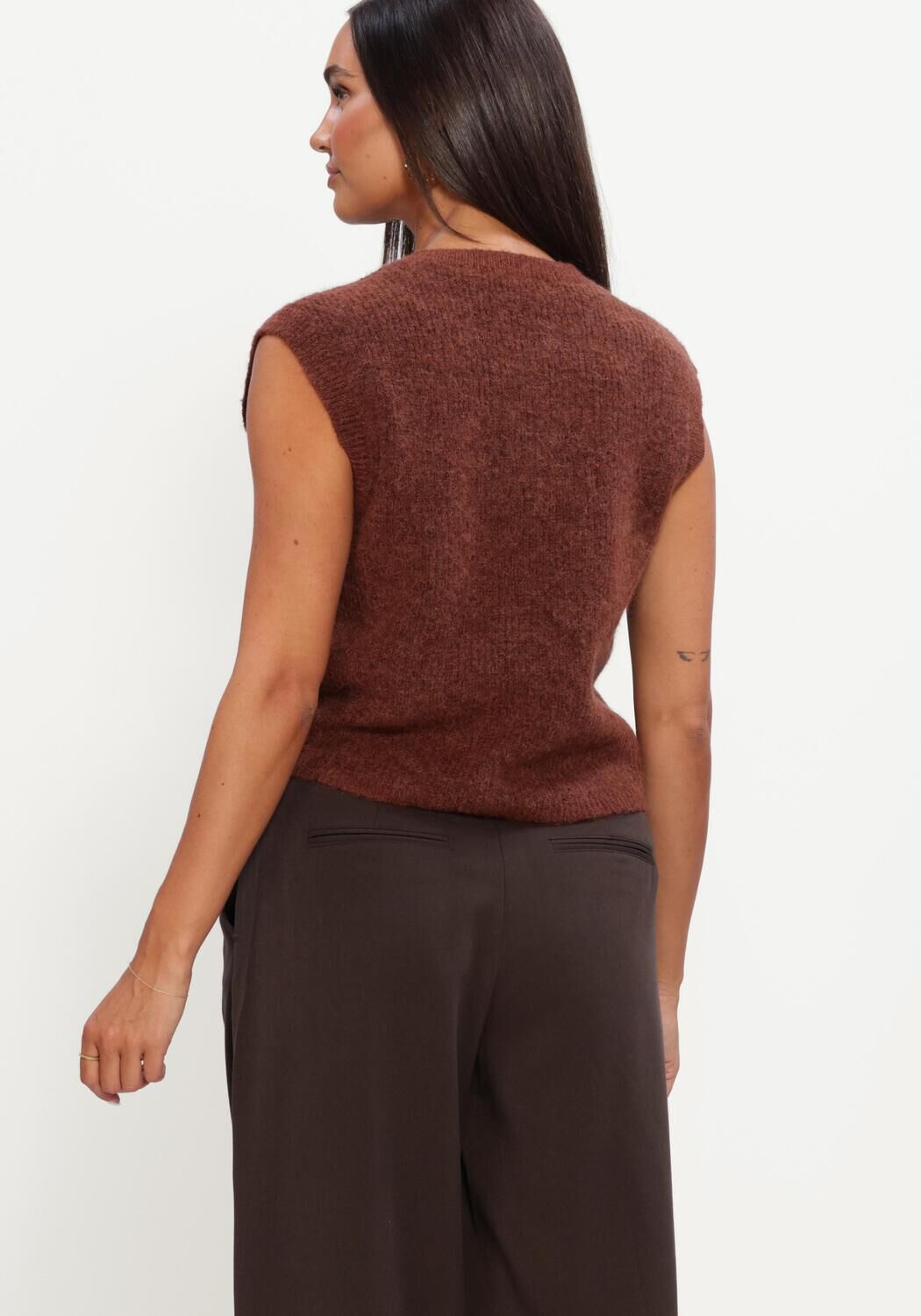 SELECTED WOMEN Pull SLWLULU SL BUTTON O-NECK VEST en marron - large