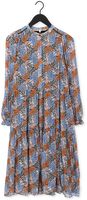 SECOND FEMALE Robe midi ITEA DRESS en bleu