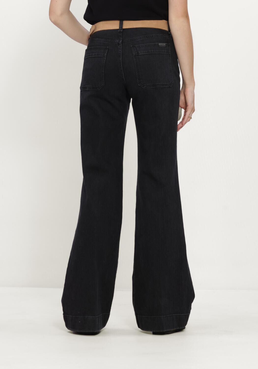 7 FOR ALL MANKIND Flared jeans MODERN DOJO HEAVY RAIN WITH PATCH POCKETS en noir - large