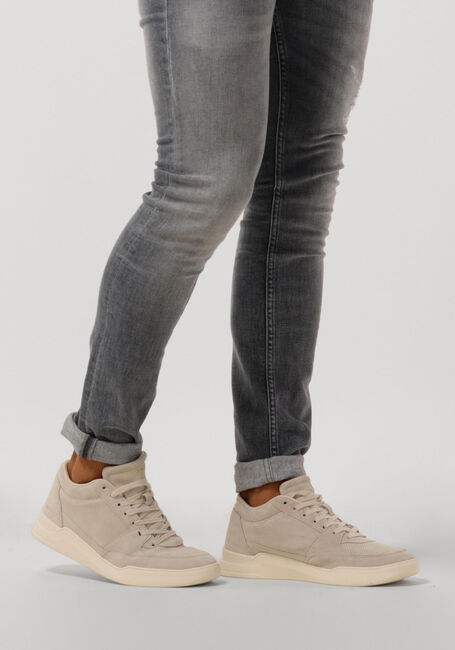 TOMMY HILFIGER Baskets basses ELEVATED MID CUP SUEDE en beige - large