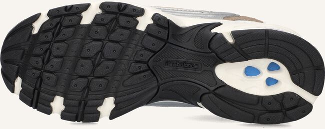 Zilveren NEW BALANCE Sneakers MR530 D Zilveren NEW BALANCE Sneakers MR530 D - large