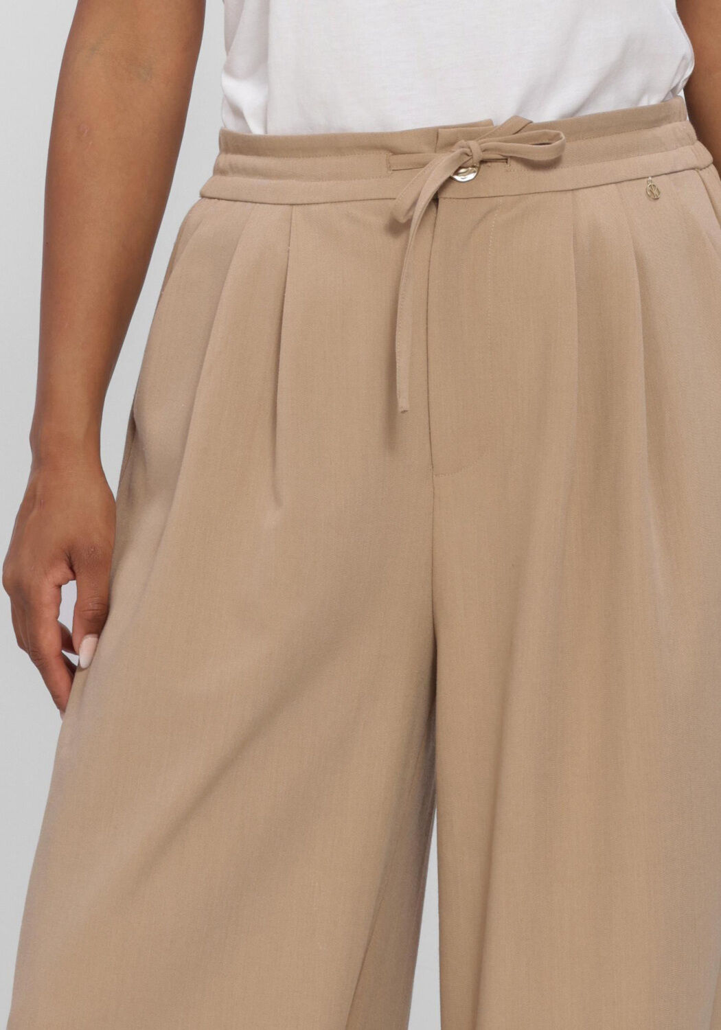NUKUS Pantalon large BERTIE PANTS en beige - large