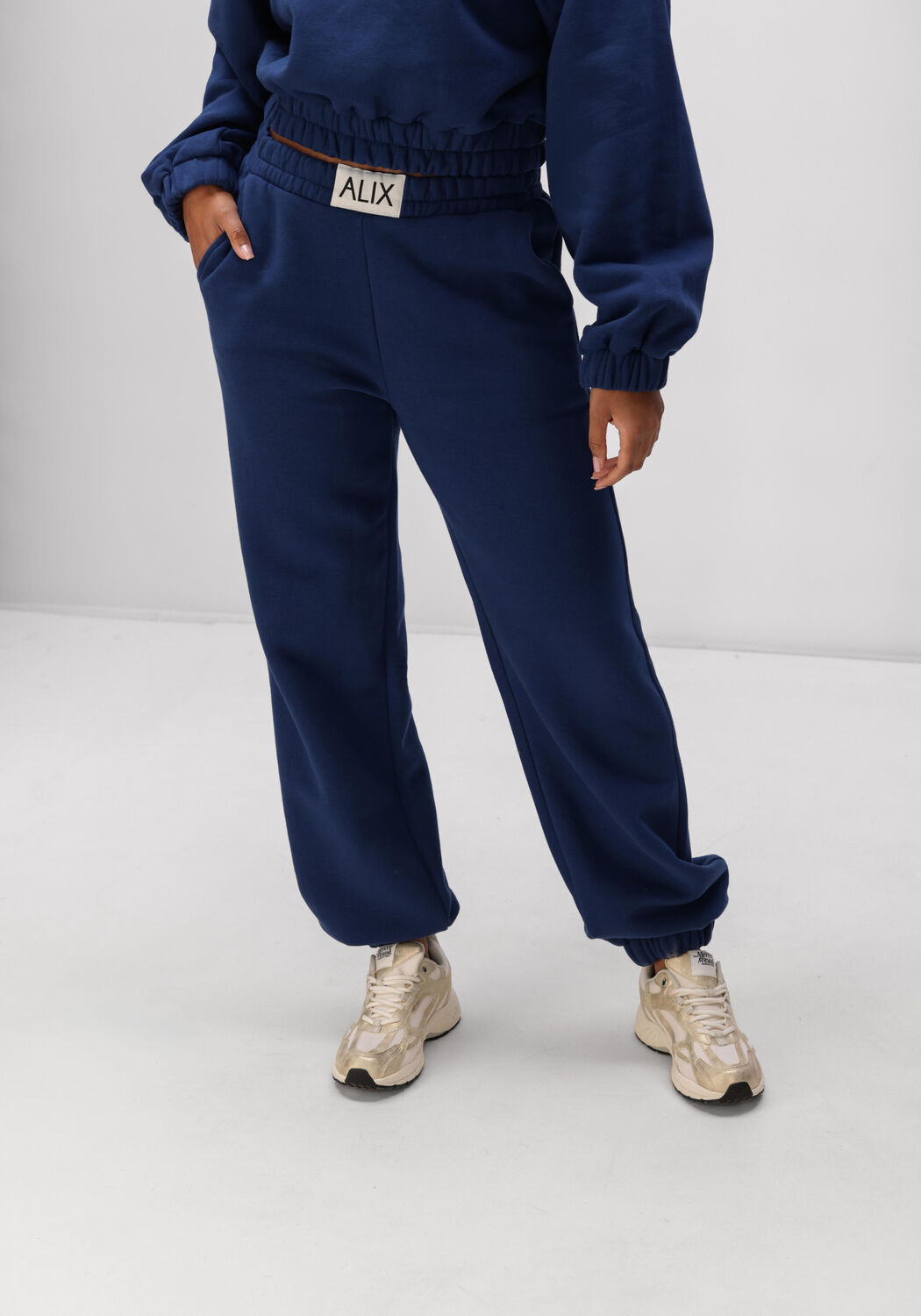 Zwarte ALIX THE LABEL Joggingbroek LADIES KNITTED SWEAT PANTS - large