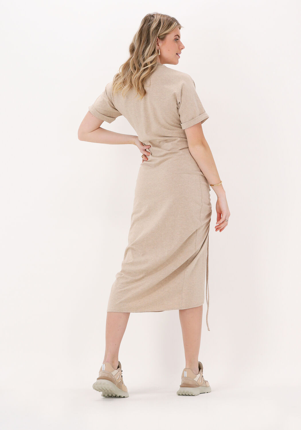 Midi jurk beige new arrivals