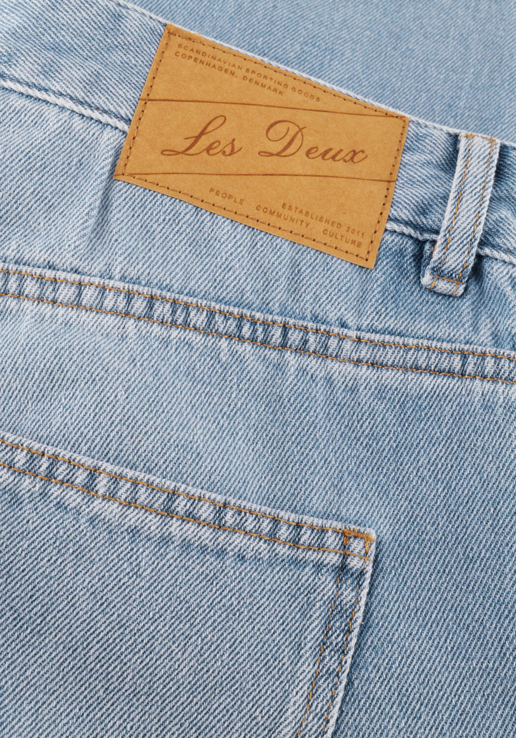 Lichtblauwe LES DEUX Wide jeans RYDER WASHED DENIM JEANS - large
