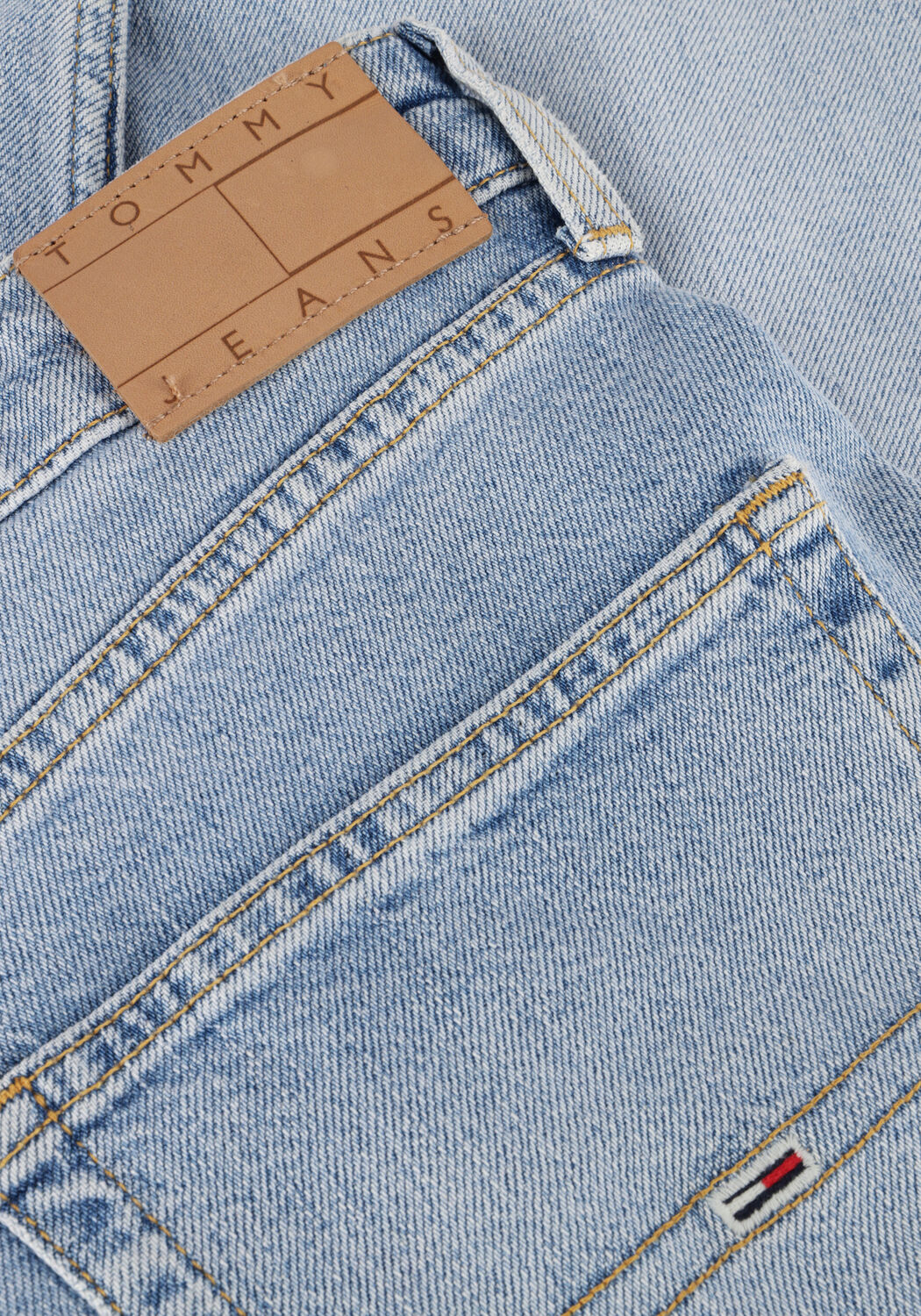 Lichtblauwe TOMMY JEANS Straight leg jeans OTIS REGULAR BI0112 - large