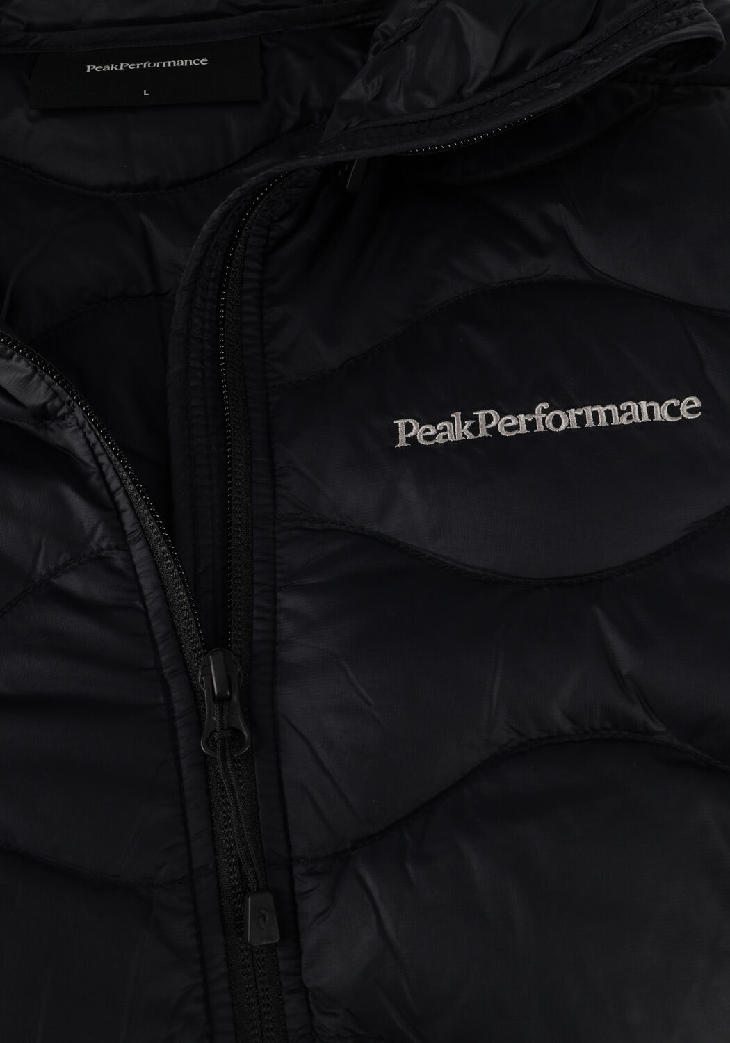 PEAK PERFORMANCE Veste matelass&eacute; M HELIUM DOWN HOOD JACKET en noir - large