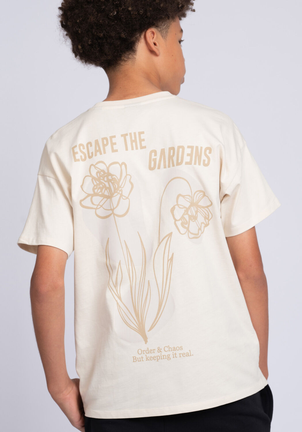 NIK & NIK T-shirt BLOOM OVERSIZED T-SHIRT en beige - large