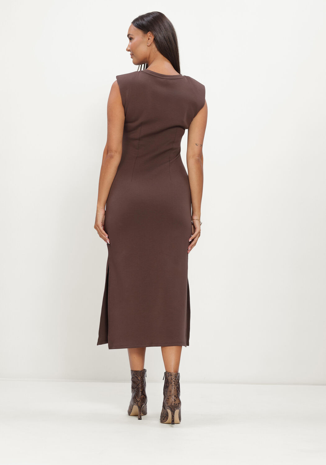 Bruine Y.A.S. Midi jurk YASPINA SL LONG DRESS - large