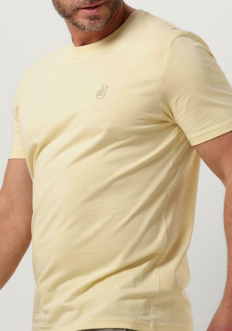 STRØM Clothing T-shirt T-SHIRT en jaune - large