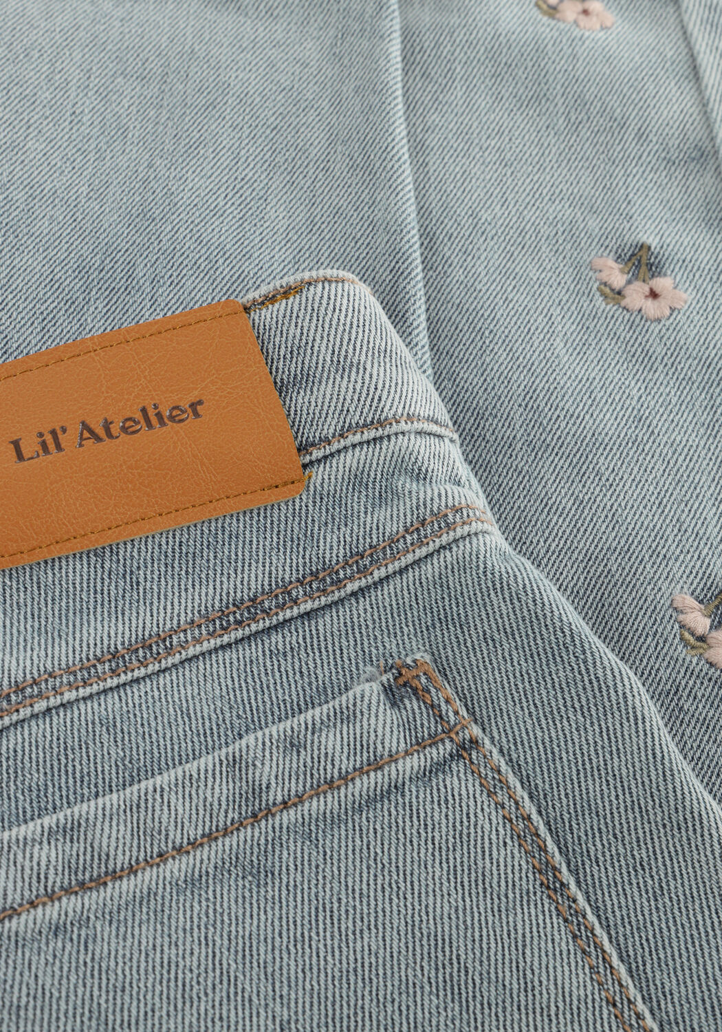 LIL' ATELIER Straight leg jeans NMFDARLEE DOA LOOSE JEANS 4499 LIL Bleu clair - large