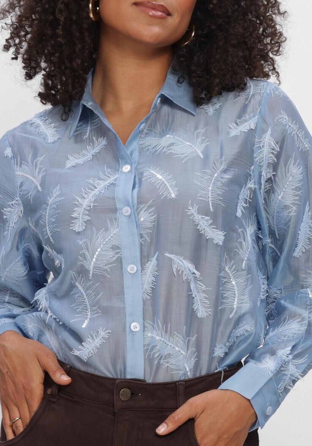 Lichtblauwe NUKUS  AYSHA BLOUSE FEATHERS - large