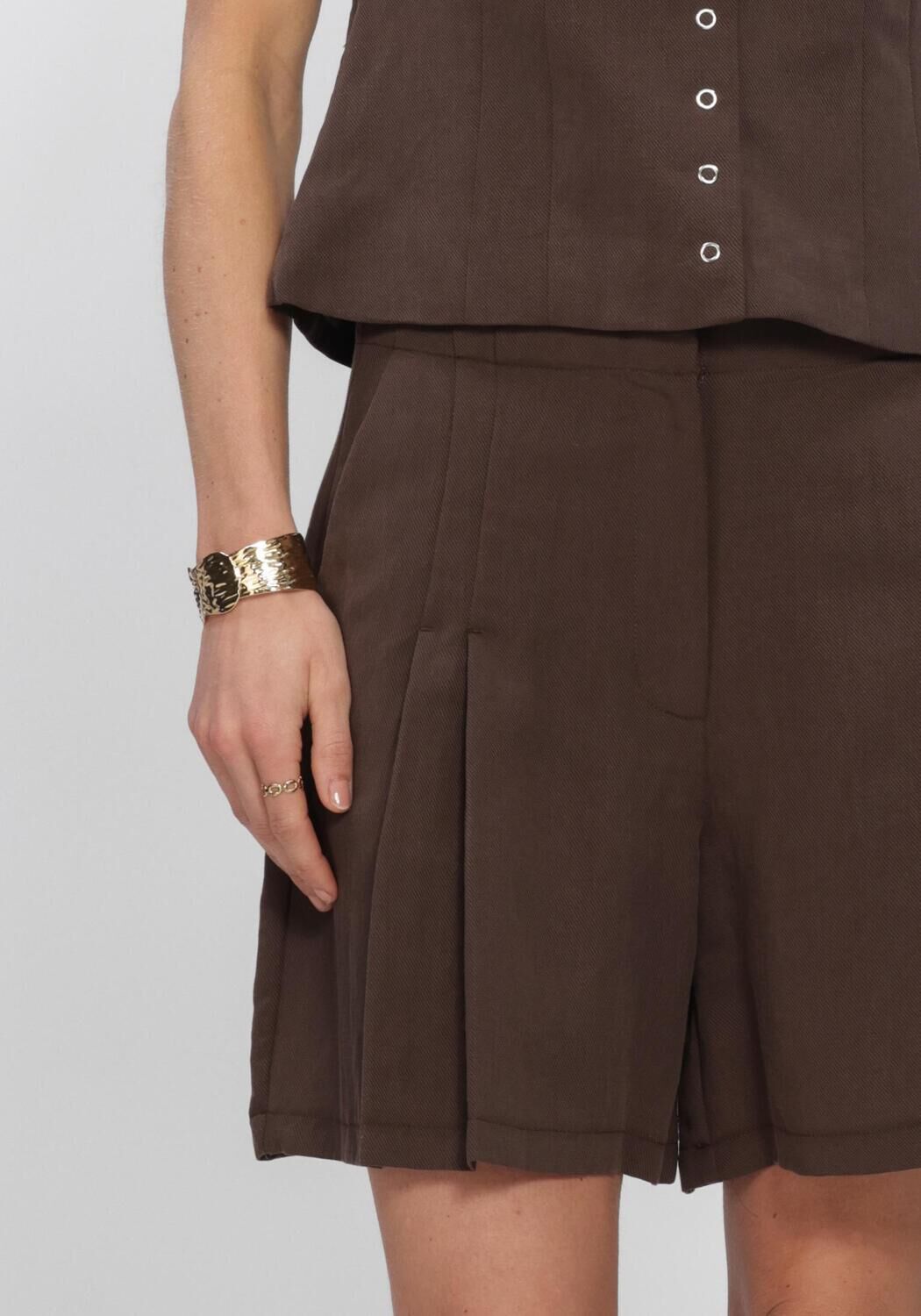 OBJECT Pantalon courts OBJMOLLY MW LO SHORTS en marron - large