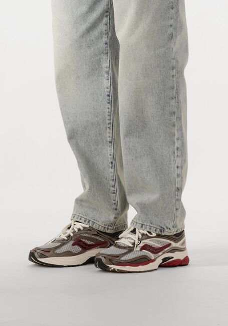 Bruine SAUCONY Sneakers PROGRID OMNI 9 - large