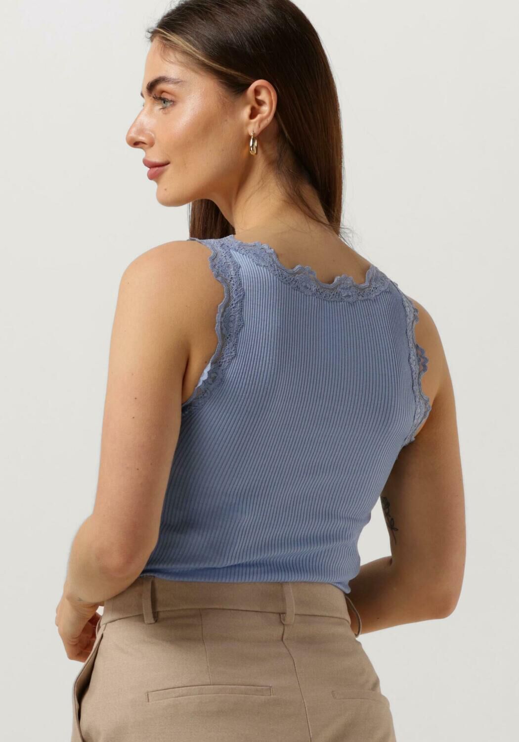 Blauwe ROSEMUNDE Top SILK TOP W LACE Omoda