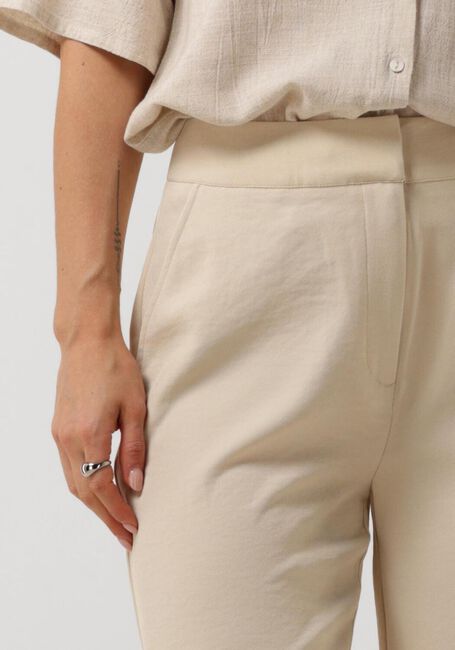 ANOTHER LABEL Pantalon DOEHA PANTS en beige - large