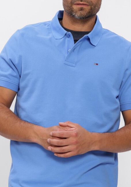 TOMMY JEANS Polo TJM REG ESS POLO EXT en bleu - large