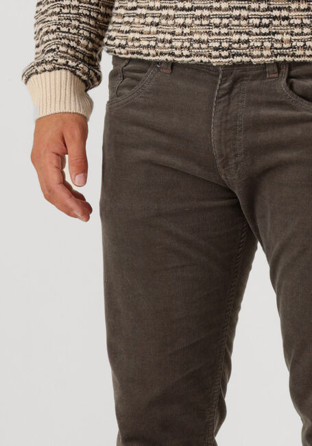 Bruine MATINIQUE Slim fit jeans MAPETE - large