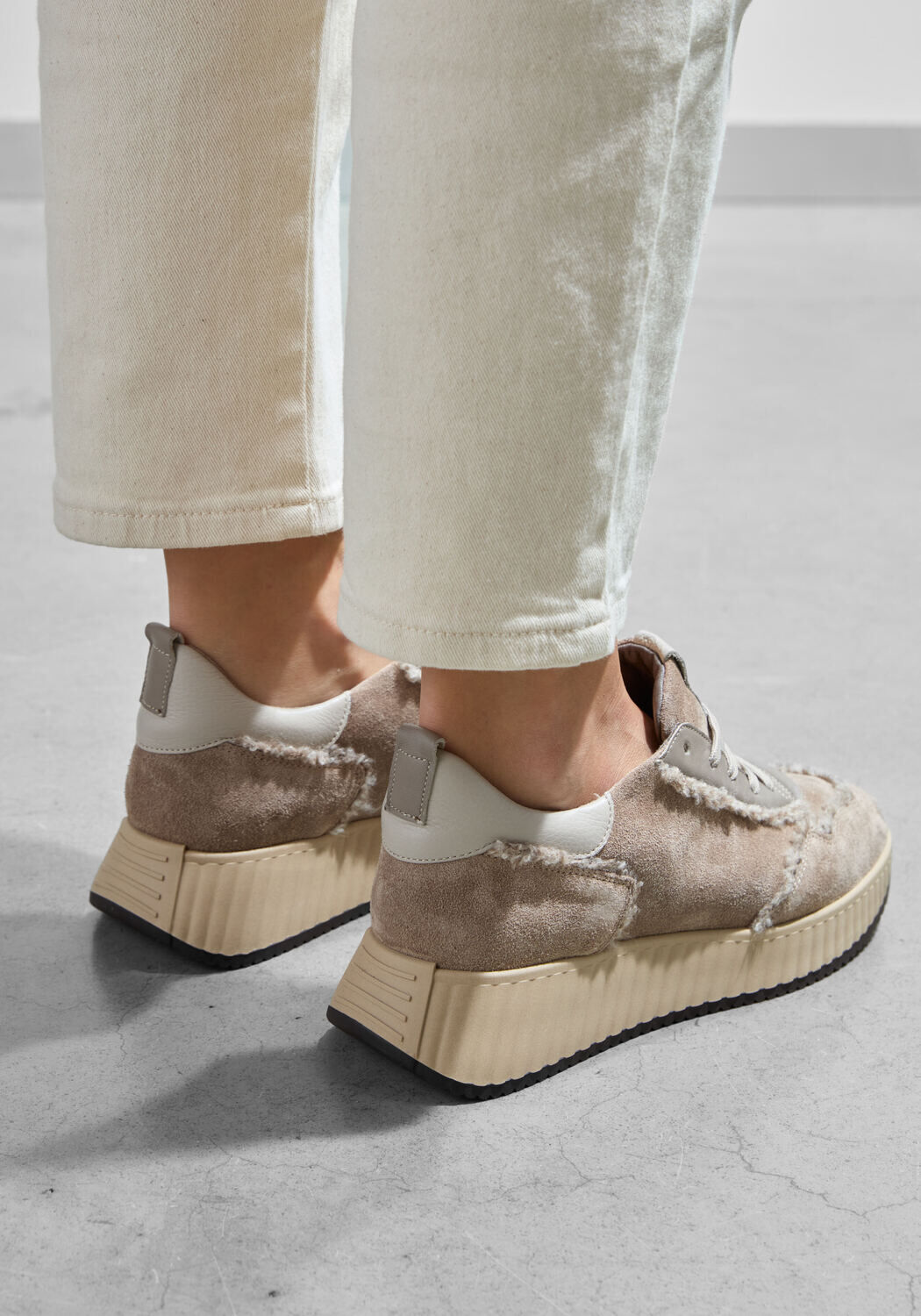 Taupe SOFTWAVES Sneakers 8.95.07 - large