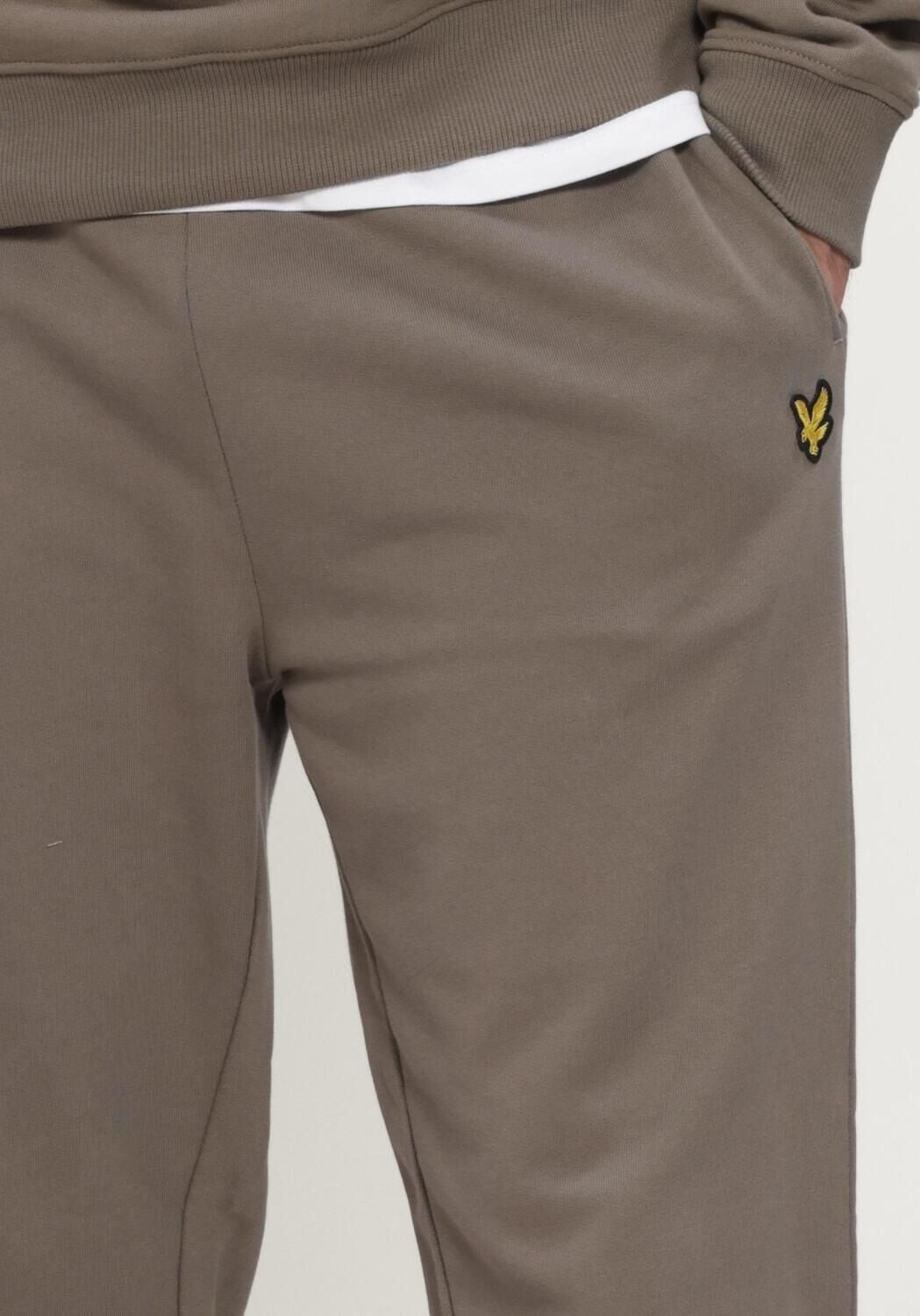 LYLE & SCOTT Pantalon de jogging SLIM SWEATPANT en taupe - large