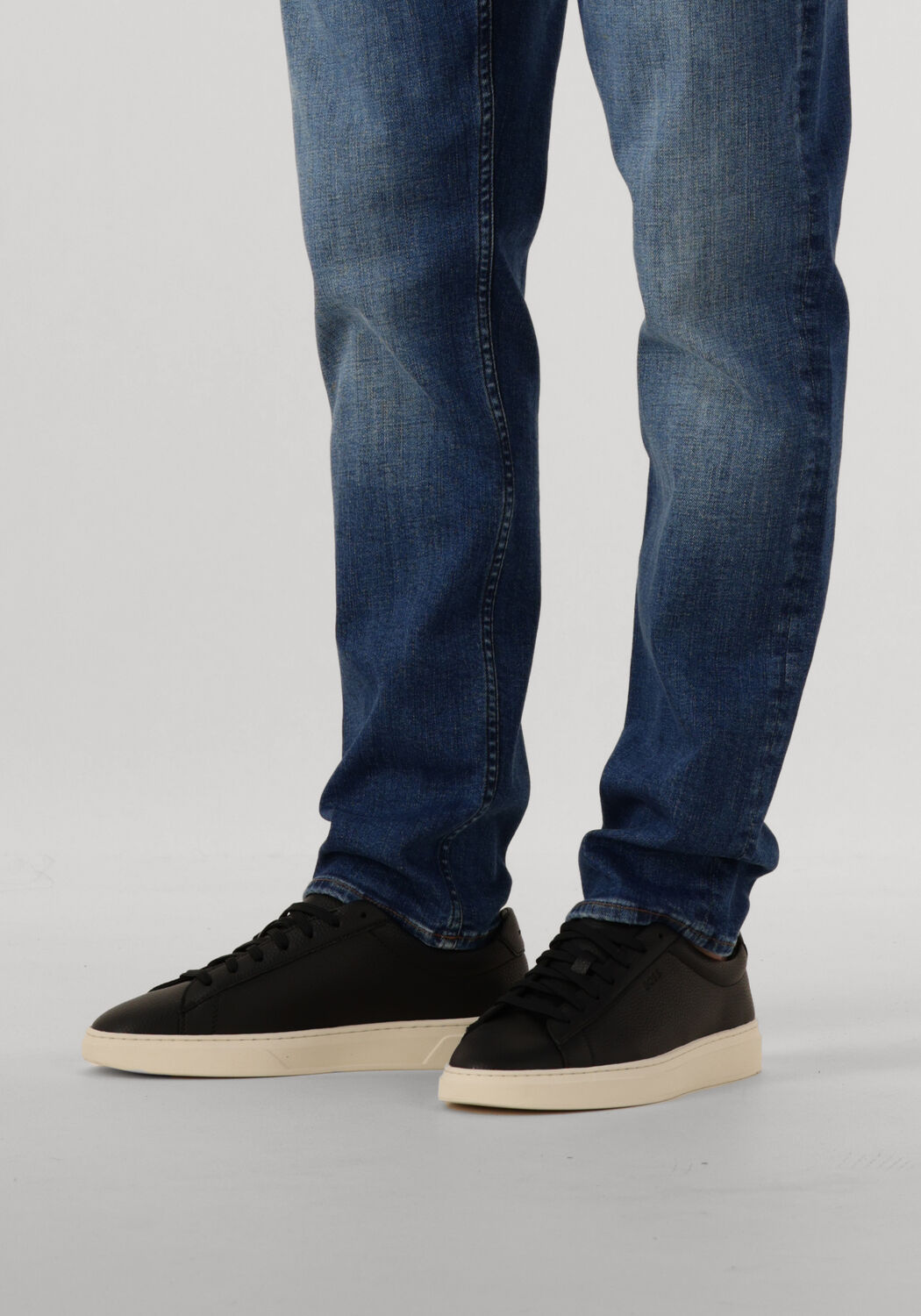 BOSS Baskets basses KIERAN_TENN en noir - large