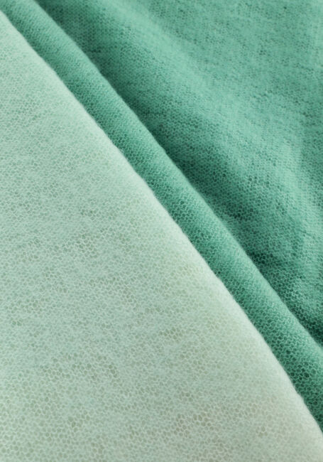 MOMENT IN MAY. PORTO - large