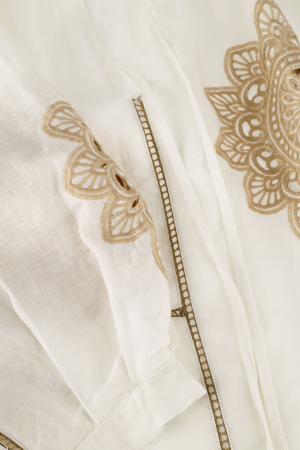 Witte GREEK ARCHAIC KORI  240118 - large