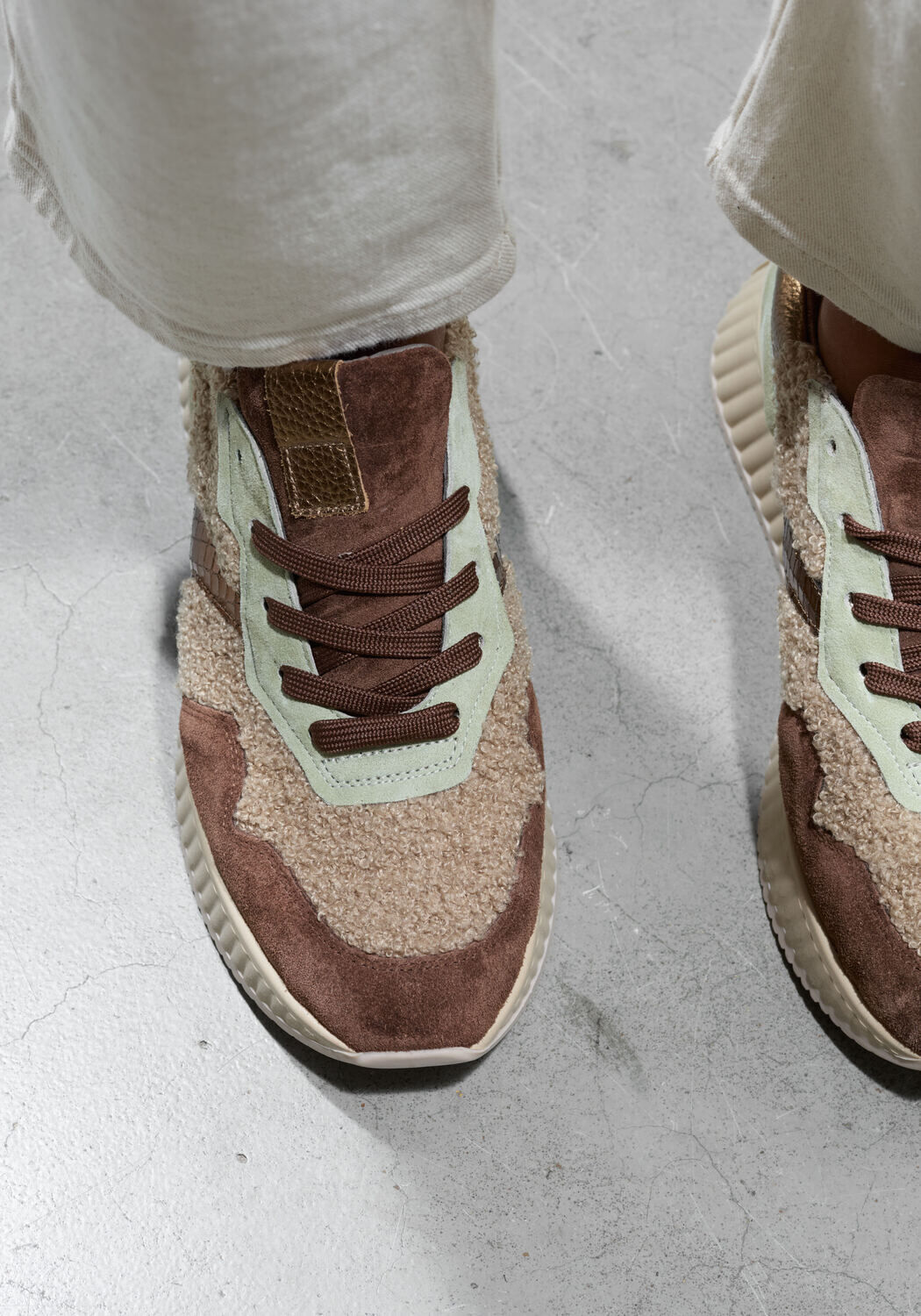 SOFTWAVES Baskets basses 8.95.05 en marron - large