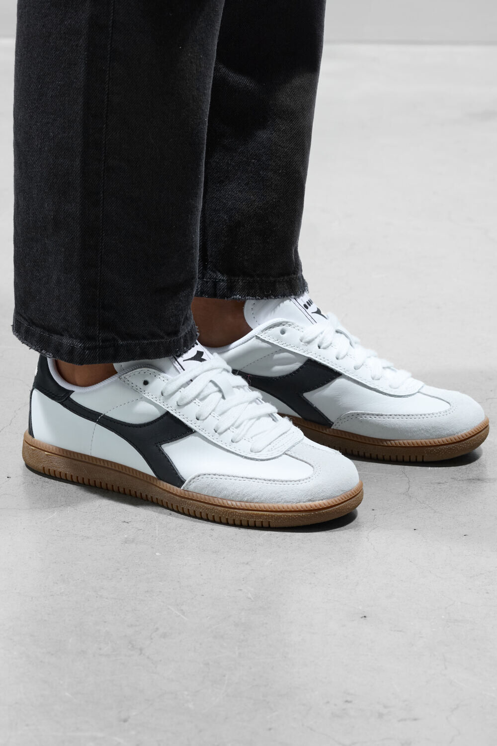 DIADORA LED RETRO SNEAKER Baskets en blanc - medium