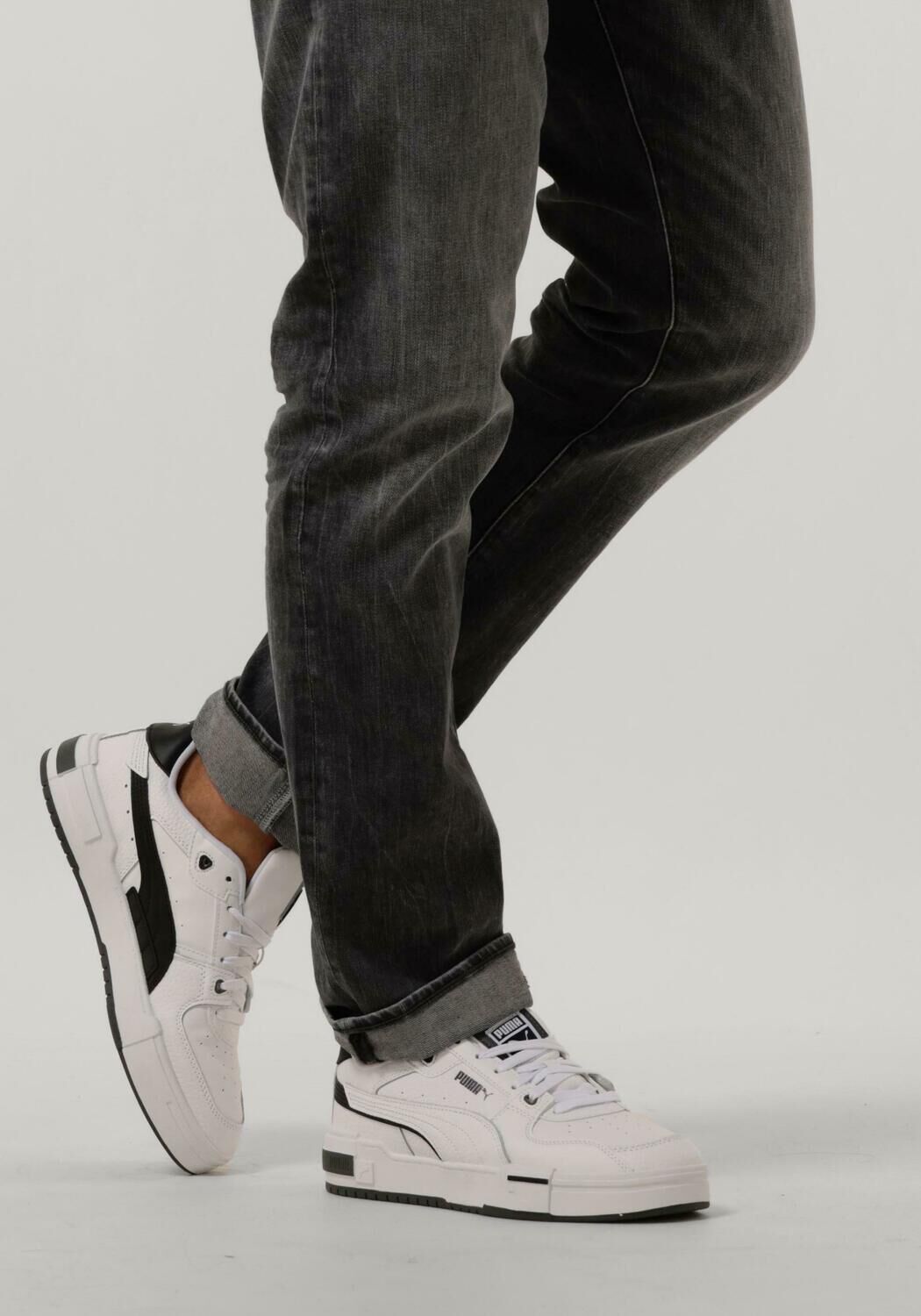 PUMA Baskets basses CA PRO GLITCH ITH en blanc - large