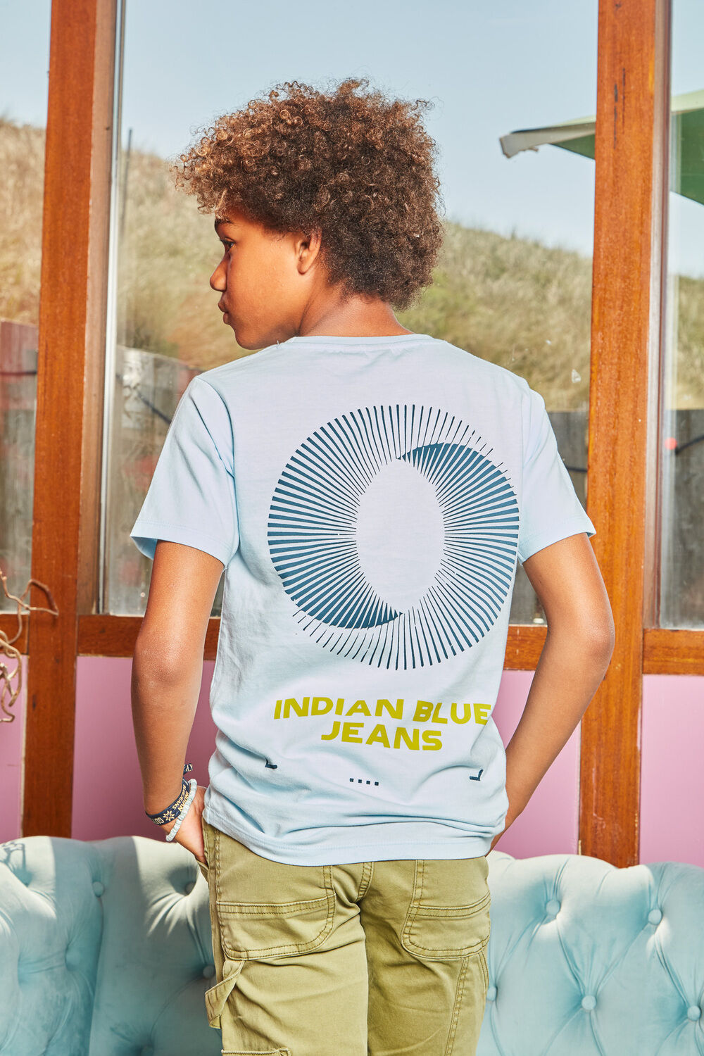 INDIAN BLUE JEANS T-shirt T-SHIRT INDIAN BACKPRINT Bleu clair - large