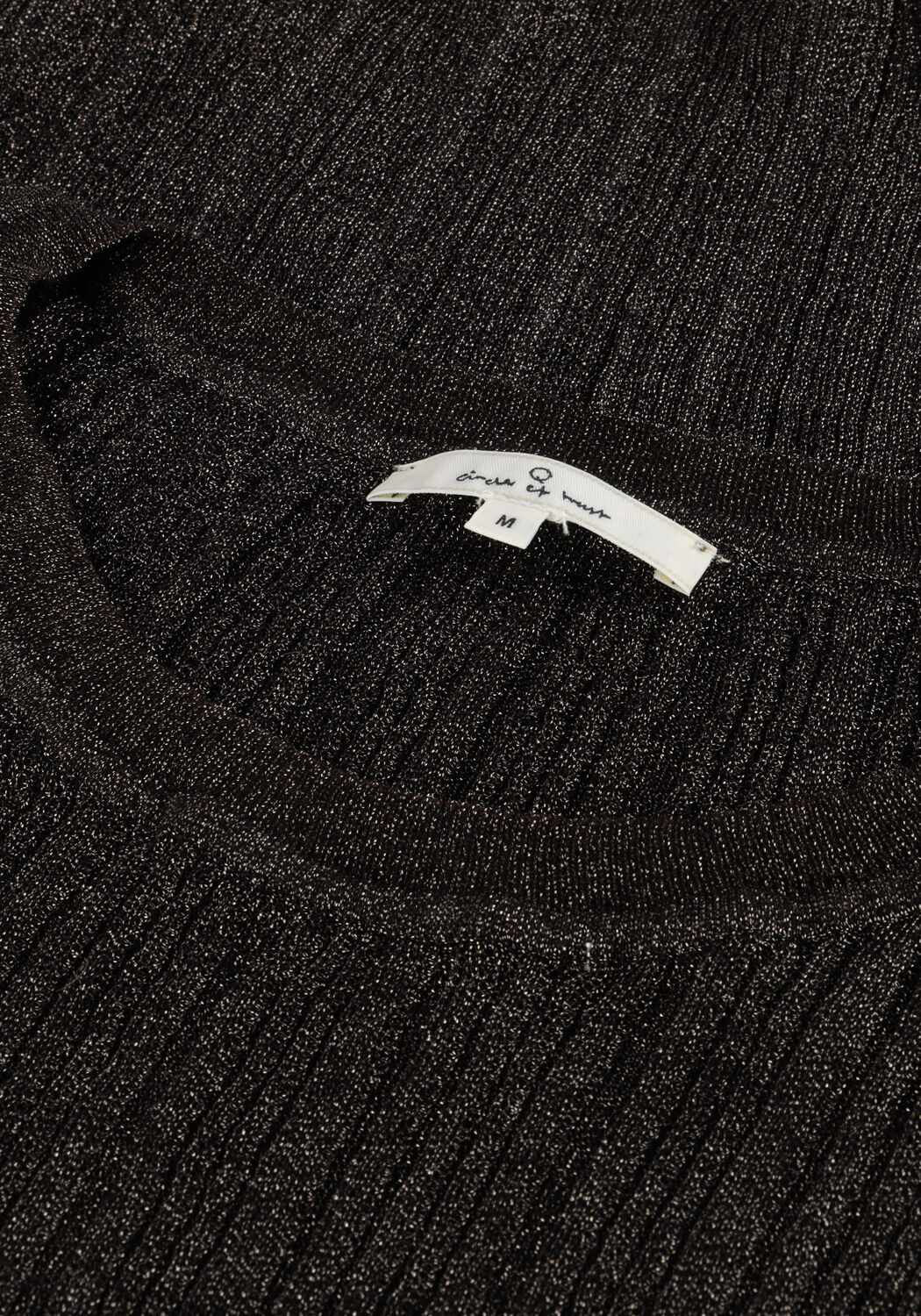 CIRCLE OF TRUST T-shirt FREYA TOP en noir - large