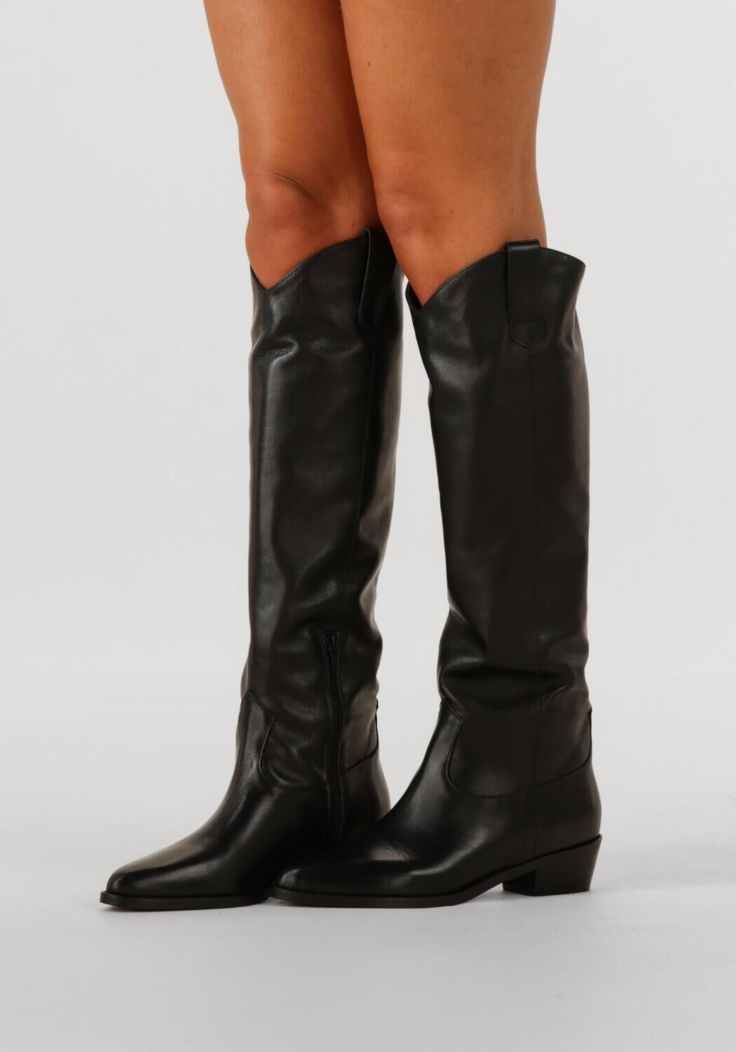 Zwarte NOTRE-V  39495 - large