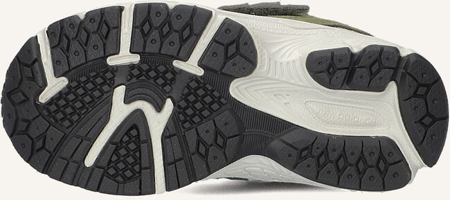 Groene NEW BALANCE Sneakers IV2002 Groene NEW BALANCE Sneakers IV2002 - large