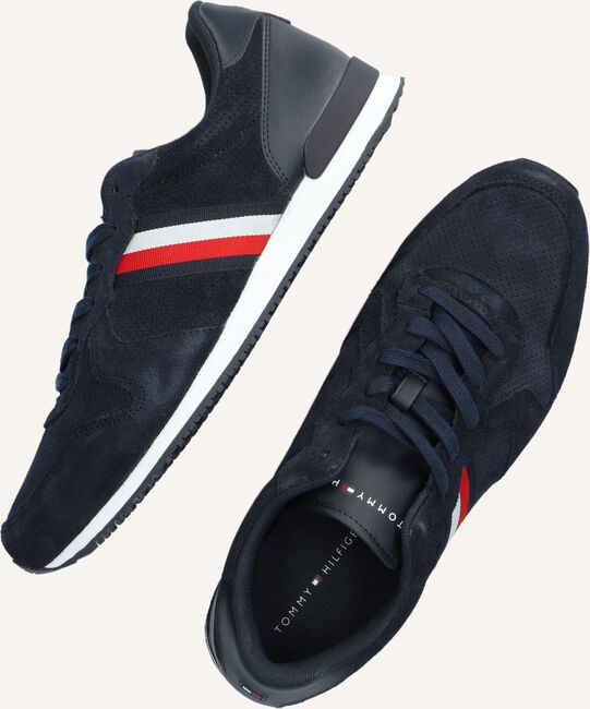 Blauwe TOMMY HILFIGER Sneakers ICONIC SUEDE Blauwe TOMMY HILFIGER Sneakers ICONIC SUEDE - large