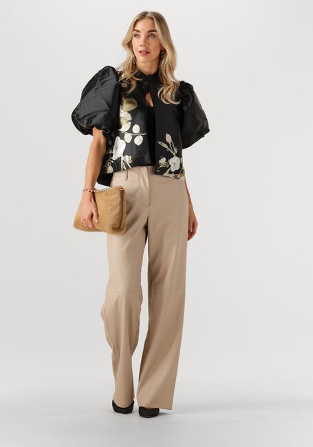 DEA KUDIBAL OLIVIA - large