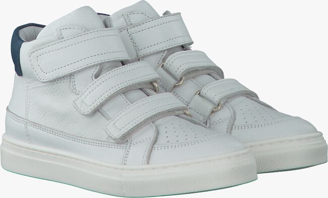 white OMODA shoe 2185  - large