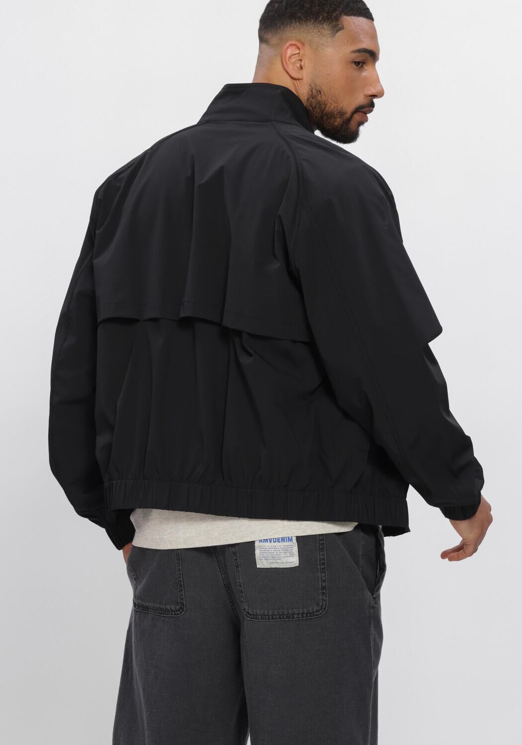 FOR&Eacute;T Jack STREAM TRACK JACKET en noir - large
