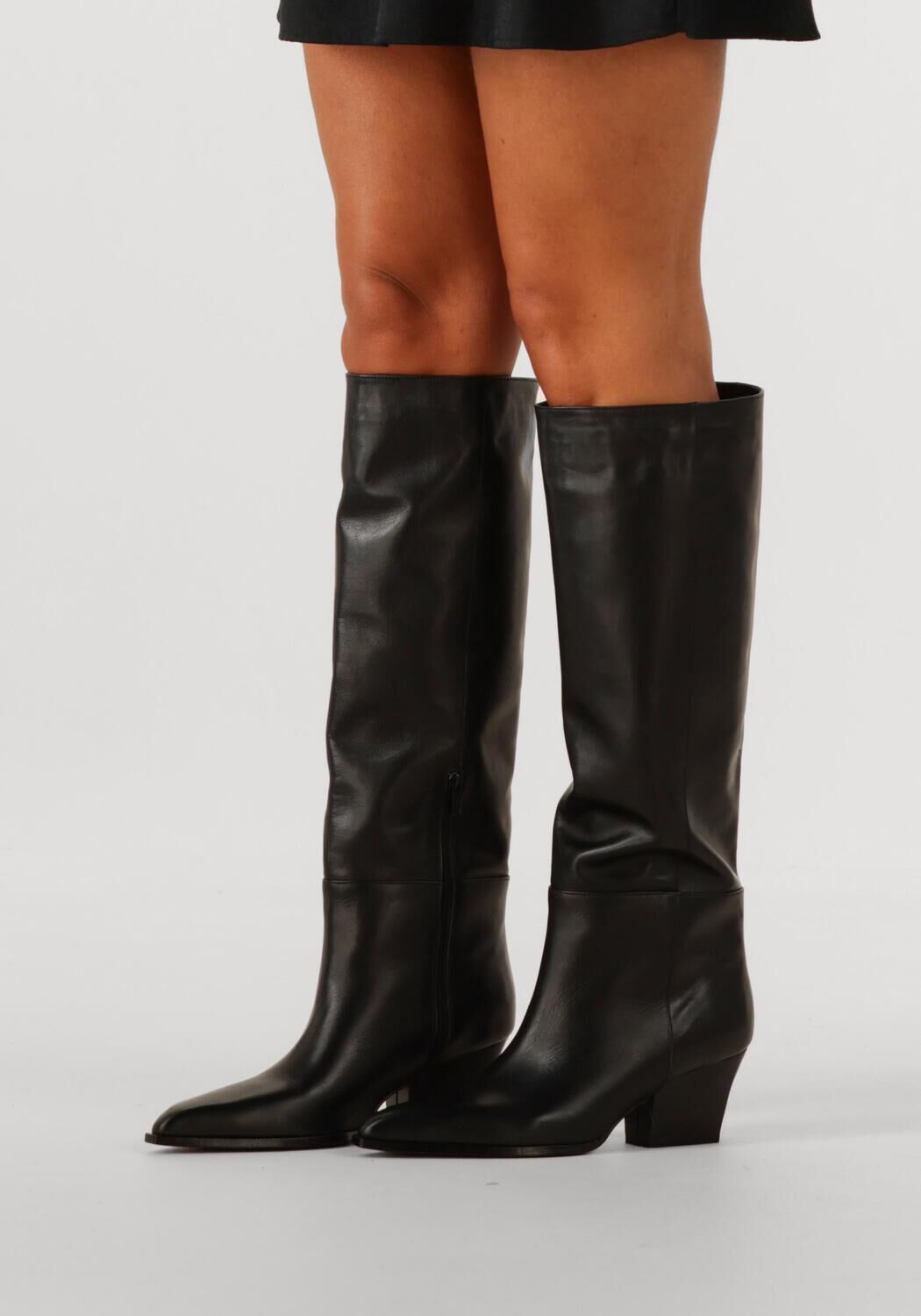 Zwarte NOTRE-V  31190 - large