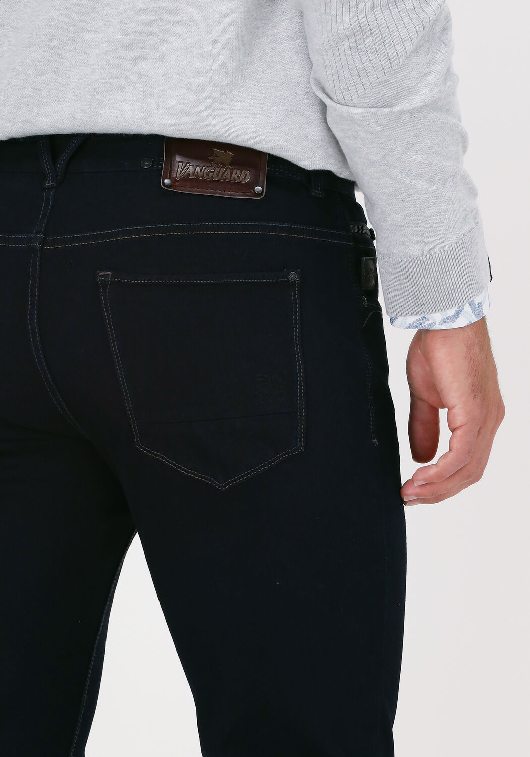Donkerblauwe VANGUARD Slim fit jeans V850 DARK FOUR WAY Omoda