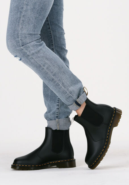 Zwarte DR MARTENS  2976 VEGAN Zwarte DR MARTENS  2976 VEGAN - large