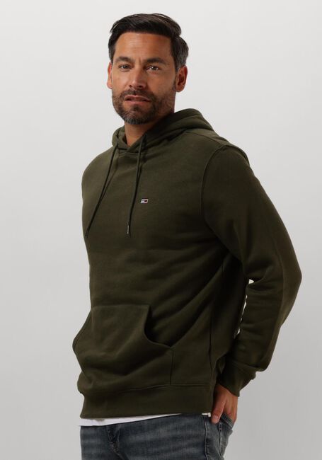 TOMMY JEANS TJM REG S FLAG HOODIE Pulls & Gilets en vert - large