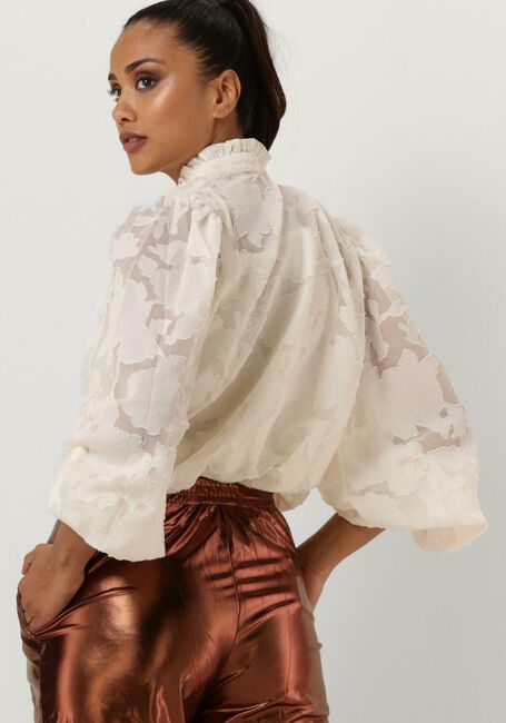 STUDIO AMAYA CHARLOTTE Blouses en beige - large