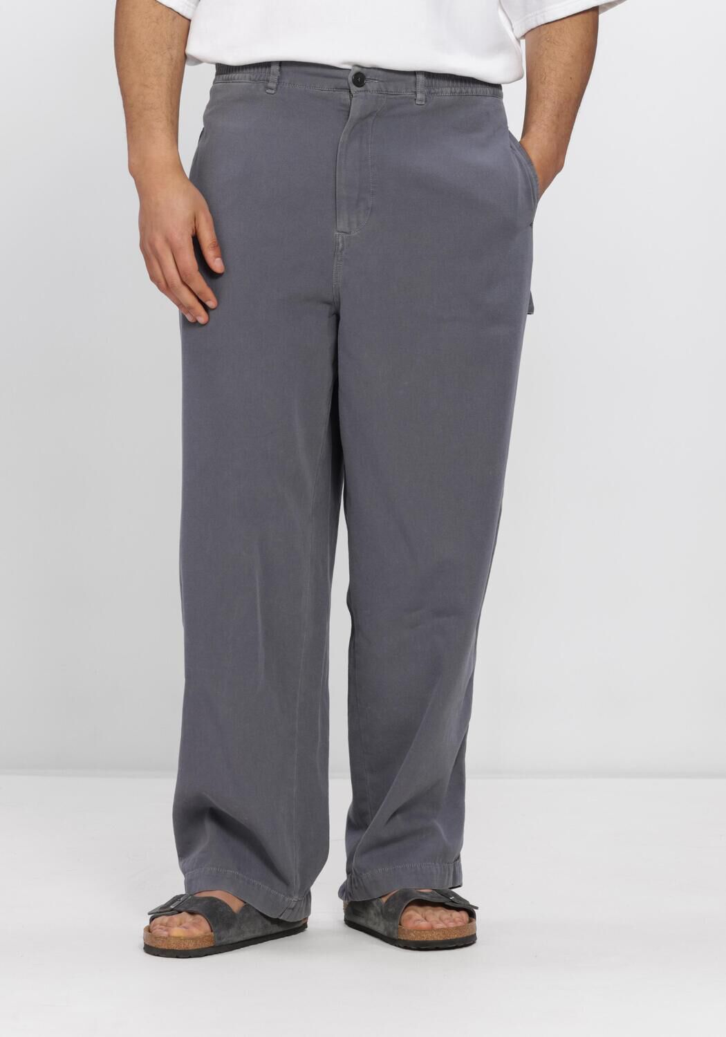 AMERICAN VINTAGE Chino LYCAZ PANT en bleu - large